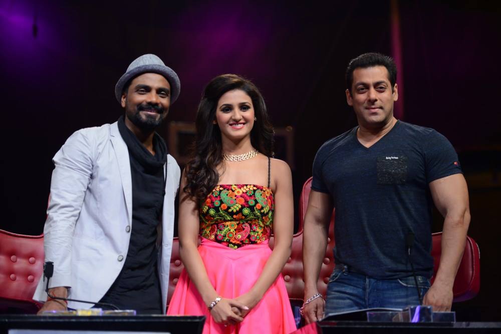 Bollywood Actor Salman Khan on Dance Plus to Promote Hero movie With Sooraj and Athiya Shetty. Salman Khan,Dance Plus,hero movie promotion,sooraj pancholi,Athiya Shetty,Sooraj and Athiya Shetty,salman,Actor Salman Khan,Dance +,bollywood movie Hero,Hero movie promotion