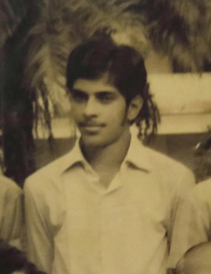Malayalam megastar Mammootty is seen during college days in Maharajas college, Ernakulam in 1973. Mammootty,mammootty college photos,mammootty unseen photos,mammootty old photos