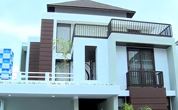 Cricket legend Sachin Tendulkar bought a new premium luxury villa of Prime Meridian Bluewaters in Panangad in Kerala Sachin tendulkar,sachin tendulkar villa,sachin tendulkar villa in kerala,sachin tendulkar house in kerala,sachin tendulkar panangad villa
