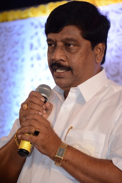 South Indian Actor Vijay Sethupathi, Arya, Shanthanu Bhagyaraj at Pandiarajan son Prithiviraj Engagement. Vijay Sethupathi,Arya,Shanthanu Bhagyaraj,Pandiarajan son Prithiviraj Wedding Reception,Prithiviraj Wedding Reception,Prithiviraj Wedding,Prithiviraj marriage,Pandiarajan,actor Pandiarajan,Prithvi Rajan