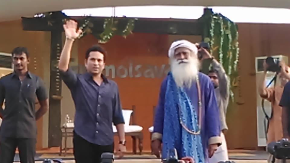 Former Indian cricketer and captain Sachin Tendulkar at Isha Gramotsavam 2015. Sachin Tendulkar,Sachin,Sachin Tendulkar at Isha Gramotsavam 2015,Isha Gramotsavam 2015,Isha Gramotsavam,Sachin Tendulkar at Coimbatore,Sachin at Coimbatore,Isha temple,Isha temple in Coimbatore