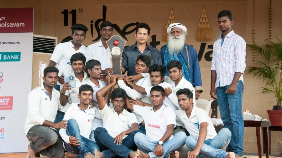 Former Indian cricketer and captain Sachin Tendulkar at Isha Gramotsavam 2015. Sachin Tendulkar,Sachin,Sachin Tendulkar at Isha Gramotsavam 2015,Isha Gramotsavam 2015,Isha Gramotsavam,Sachin Tendulkar at Coimbatore,Sachin at Coimbatore,Isha temple,Isha temple in Coimbatore