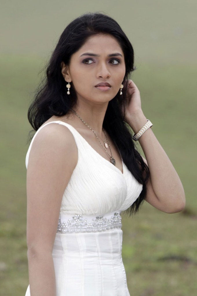 Sunaina Photos Images Gallery 2902