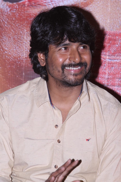South Indian Actor Sivakarthikeyan, Sathyaraj at Goundamani's 49 O Audio Launch. Sivakarthikeyan,Sathyaraj,Goundamani's 49 O Audio Launch,Goundamani,49 O Audio Launch,49 O Audio Launch pics,49 O Audio Launch images,49 O Audio Launch photos,49 O Audio Launch stills,49 O Audio Launch pictures,tamil movie 49 O Audio
