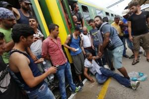 Migrant Train,Migrant Train standoff in Hungary,Syrian refugees,refugees,Freedom Train,Hundreds of migrants