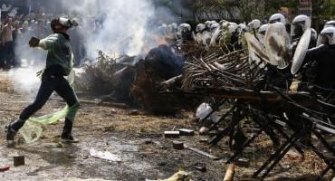 EU Farmers,EU Farmers protest,Farmers protest against Price Slump,Price Slump,Farmers protest,milk prices,protest