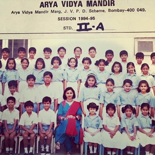 Spot Sonakshi Sinha in her Class II Group Photo, shared by the actress on her Facebook handle. Sonakshi sinha,Sonakshi sinha school photos,Sonakshi sinha old photos,Sonakshi sinha fat,Sonakshi sinha childhood days