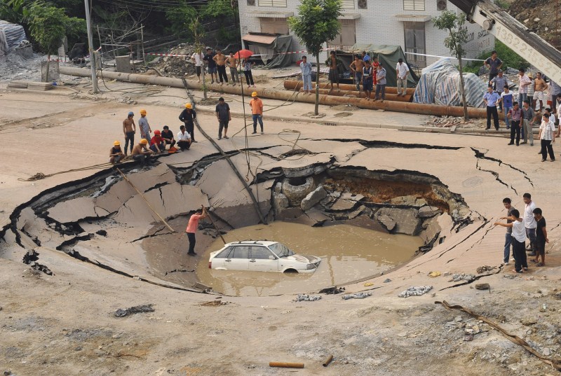 Sinkholes Around The World - Photos,Images,Gallery - 29916