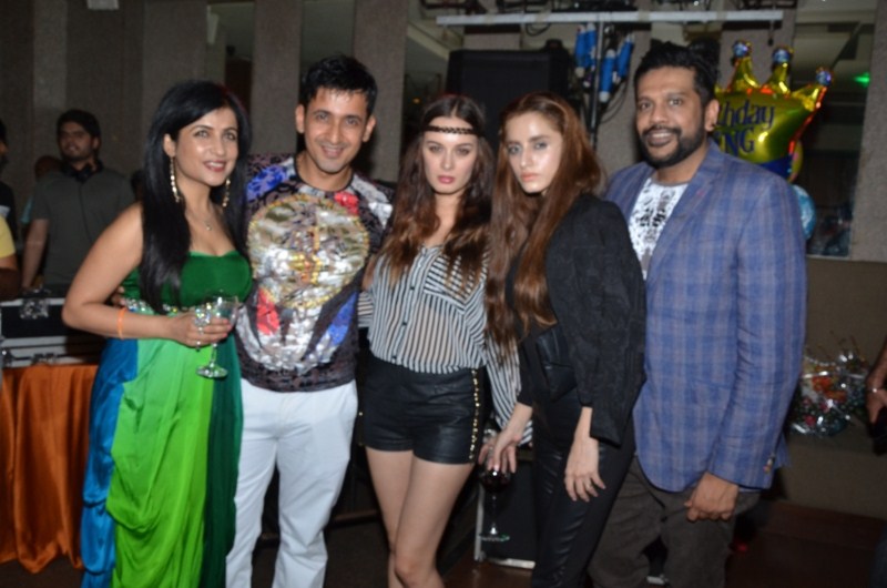 Photos of Manmeet of Meet Bros' star-studded birthday bash in Levo Lounge. Manmeet of Meet Bros' star-studded birthday bash,Manmeet of Meet Bros' birthday bash,birthday party,birthday celebration,Ayesha Jhulka,Ekta Kapoor,Ajay Kapoor,Karishma Tanna,Monali Thakur,Shruti Tejwani,Prabhu Deva
