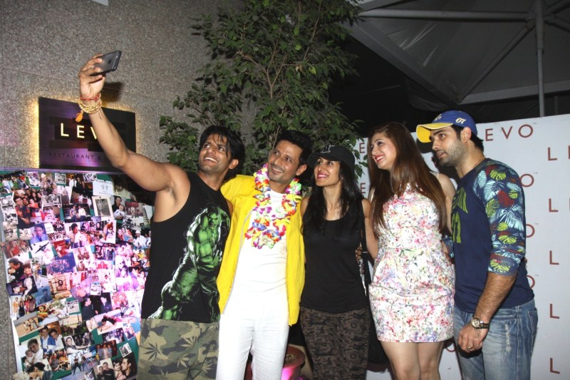 Photos of Manmeet of Meet Bros' star-studded birthday bash in Levo Lounge. Manmeet of Meet Bros' star-studded birthday bash,Manmeet of Meet Bros' birthday bash,birthday party,birthday celebration,Ayesha Jhulka,Ekta Kapoor,Ajay Kapoor,Karishma Tanna,Monali Thakur,Shruti Tejwani,Prabhu Deva