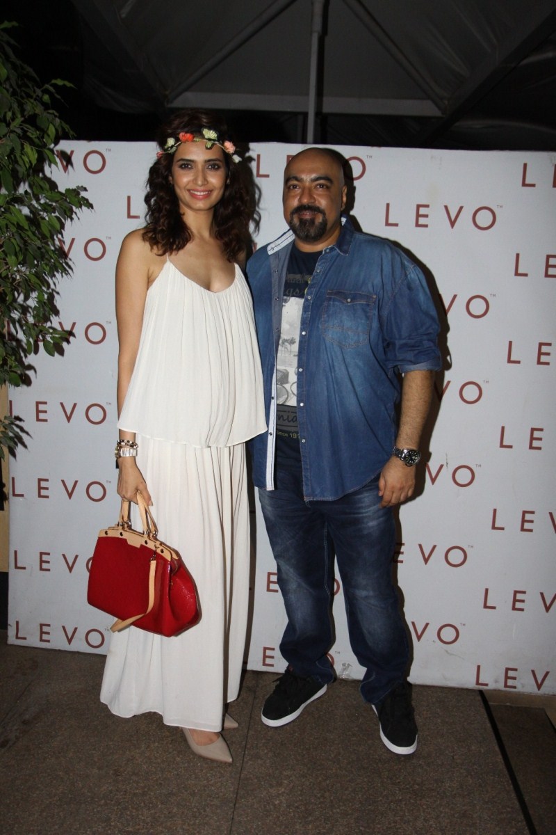 Photos of Manmeet of Meet Bros' star-studded birthday bash in Levo Lounge. Manmeet of Meet Bros' star-studded birthday bash,Manmeet of Meet Bros' birthday bash,birthday party,birthday celebration,Ayesha Jhulka,Ekta Kapoor,Ajay Kapoor,Karishma Tanna,Monali Thakur,Shruti Tejwani,Prabhu Deva