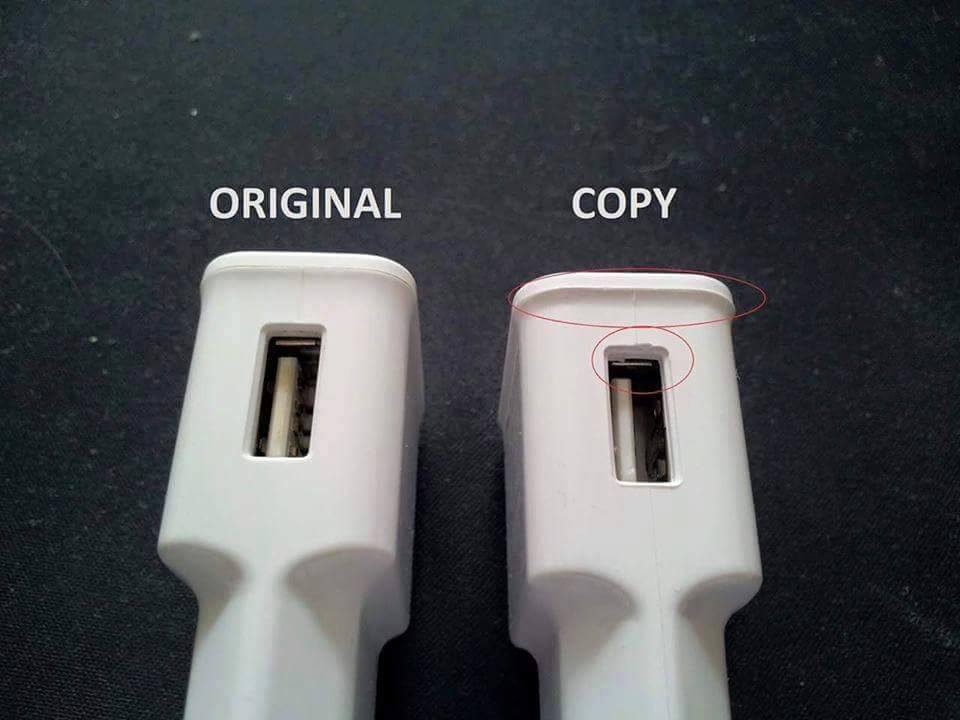 Here's some techniques and tips to find if you have bought an original or a duplicate chargers and USBs of the technology giant Samsung. Original charger,duplicate mobile charger,how to find duplicate mobile charger,duplicate mobile USB