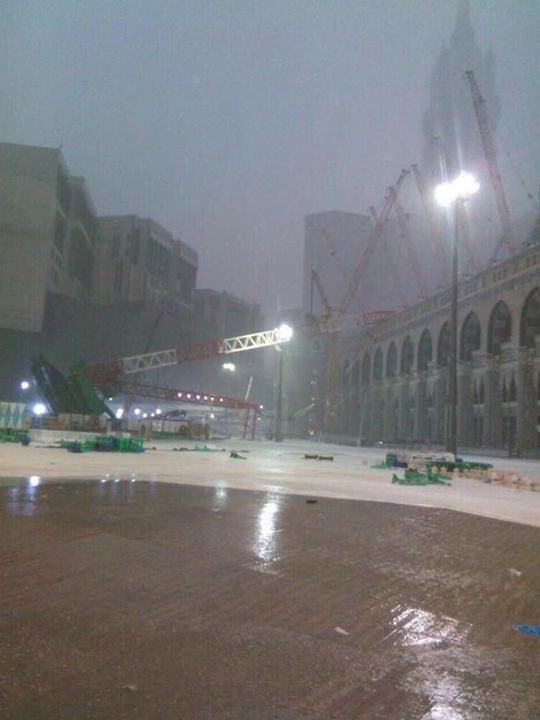 Crane collapse at Mecca Mosque Crane collapse at Mecca Mosque,Crane collapse,Mecca Mosque