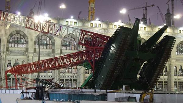 Crane collapse at Mecca Mosque Crane collapse at Mecca Mosque,Crane collapse,Mecca Mosque