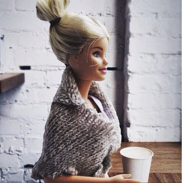 A viral Instagram account has taken the Internet by storm and hard-bend on exposing the fake plastic lives that we are living, especially on social media. Hipster barbie,barbie,hipster,Instagram,Plastic doll,Instagram pictures,viral on instagram,Instagram barbie,hipster barbie instagram,Socality Barbie,socalitybarbie,#liveauthentic