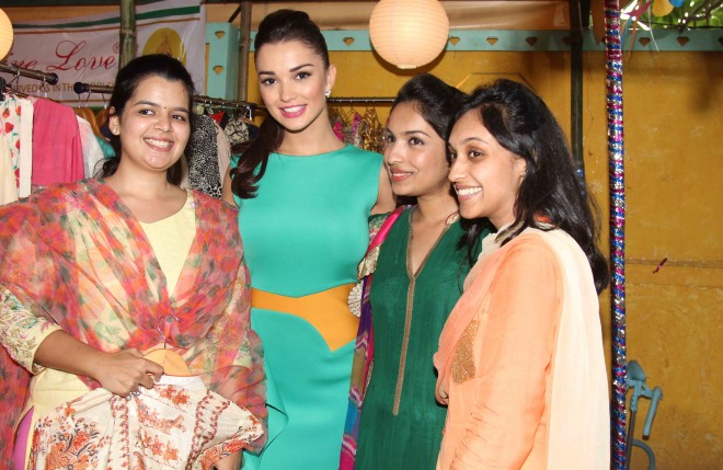 Actress Amy Jackson at Femina Shopping Fest 2015. Amy Jackson,Amy Jackson at Femina Shopping Fest 2015,Femina Shopping Fest 2015,Femina Shopping Fest,Femina Shopping,actress Amy Jackson,Amy Jackson latest pics,Amy Jackson latest images,Amy Jackson latest photos,Amy Jackson latest stills,Amy Jackson lates