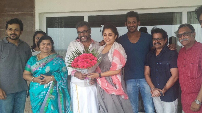 Pandavar Ani Canvas for Nadigar Sangam Election Vishal,Nadigar Sangam Election,Pandavar Ani,Pandavar Ani meets Suriya,Ramya Krishnan,pandavar Ani meets Suriya,Pandavar Ani meets Ramya Krishnan,Suriya,Ramya Krishnan,actor vishal,karthi,karthi sivakumar,Nassar,thambi ramaiah