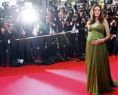 Angelina Jolie, Kim Kardashian, Jennifer Lopez, Beyonce and Other Hollwood Celebs step out on the red carpet.