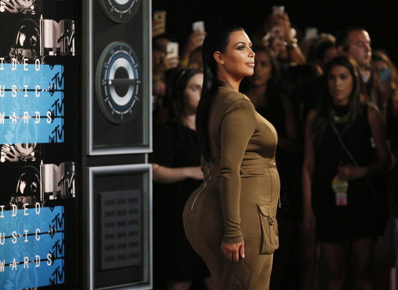 Angelina Jolie, Kim Kardashian, Jennifer Lopez, Beyonce and Other Hollwood Celebs step out on the red carpet. Maternity Fashion,Celebs Poses Babybump,Babybump,Angelina Jolie,Kim Kardashian,Jennifer Lopez,Beyonce,Hollwood Celebs Maternity Fashion,Angelina Jolie babybump,Kim Kardashian babybump,Jennifer Lopez babybump,Beyonce babybump