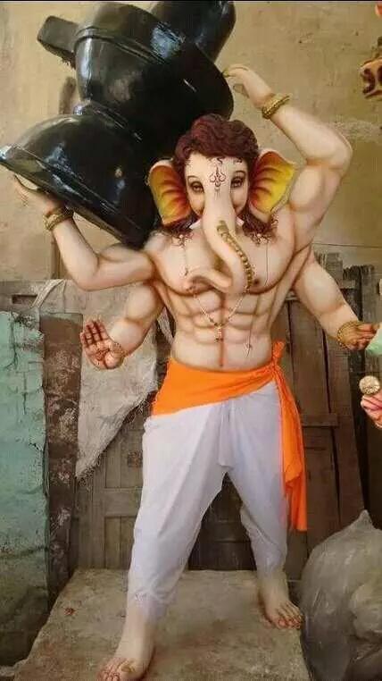 Ganesh Chaturthi: Idols Inspired by Prabhas' Baahubali Style - Photos