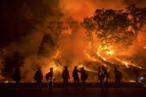 California Wildfire,Northern California wildfire,wildfire,Hundreds of houses go up in flames,houses go up in flames