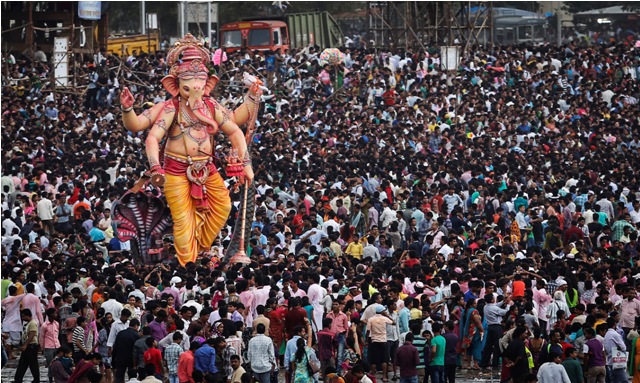 Ganesh Chaturthi is celebrated in India to honour of the elephant-headed Lord Ganesha. Ganesh Chathurthi,Ganesh Chathurthi 2015,Ganesh Chathurthi idols,lord ganesha idols,Ganesh Chathurthi photos