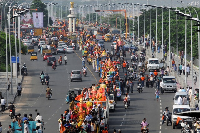 Ganesh Chaturthi is celebrated on Thursday, 17 September. Ganesh Chaturthi celebrations,Ganesh Chaturthi photos,Vinayaka Chaturthi photos,Vinayaka Chaturthi 2015,How is ganesh Chaturthi celebrated