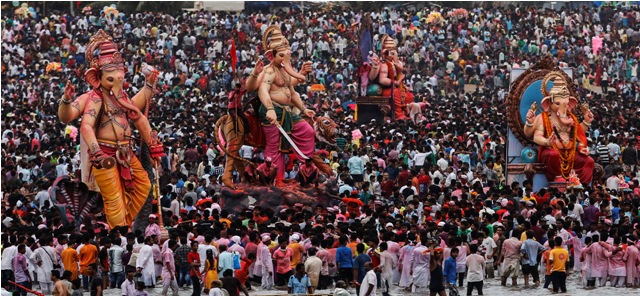 Ganesh Chaturthi is celebrated on Thursday, 17 September. Ganesh Chaturthi celebrations,Ganesh Chaturthi photos,Vinayaka Chaturthi photos,Vinayaka Chaturthi 2015,How is ganesh Chaturthi celebrated