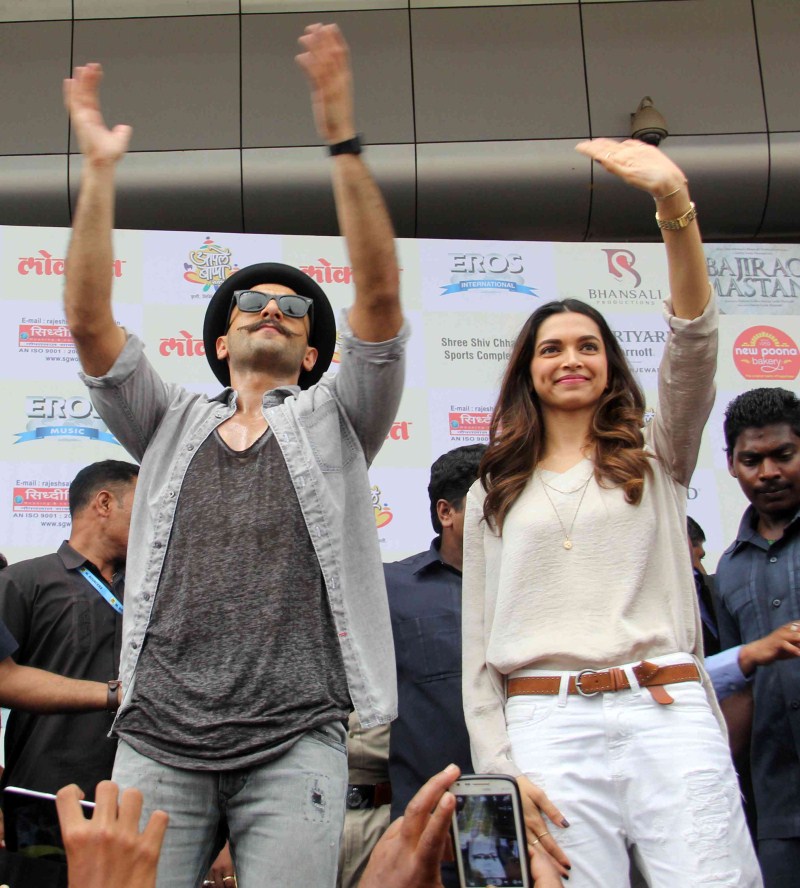 Bollywood actor Ranveer Singh and actress Deepika Padukone launch Gajanana song from the movie Bajirao Mastani. Ranveer Singh,Deepika Padukone,Ranveer Singh and Deepika Padukone,Gajanana,Gajanana song,Gajanana song from Bajirao Mastani Movie,Bajirao Mastani,bollywood movie Bajirao Mastani
