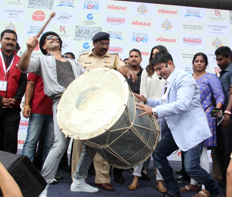 Bollywood actor Ranveer Singh and actress Deepika Padukone launch Gajanana song from the movie Bajirao Mastani. Ranveer Singh,Deepika Padukone,Ranveer Singh and Deepika Padukone,Gajanana,Gajanana song,Gajanana song from Bajirao Mastani Movie,Bajirao Mastani,bollywood movie Bajirao Mastani