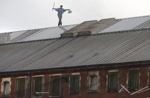 Stuart Horner,Prison Roof Protest,Roof Protest,killer Stuart Horner,Manchester,Strangeways