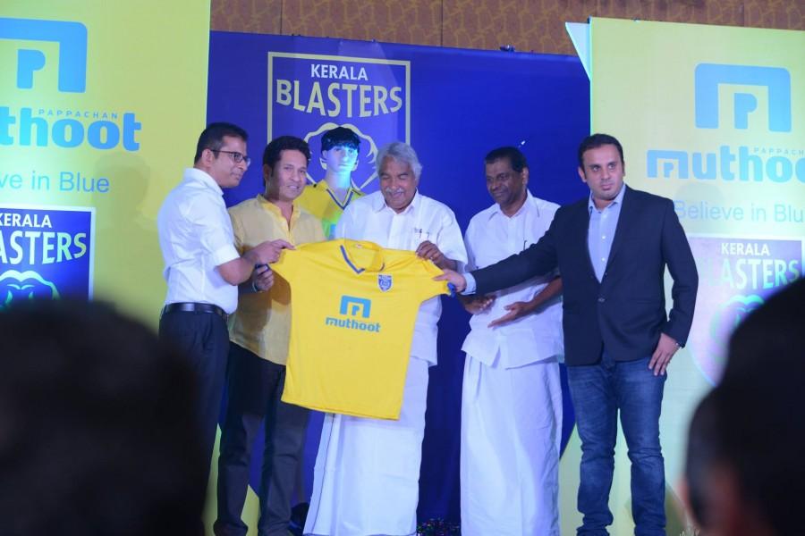 Cricket legend Sachin Tendulkar, the owner of Kerala Blasters (Indian Super League football team) unveiled his team members on Wednesday, 16 September. Kerala blasters,Kerala blasters team,Kerala blasters team unveiled,sachin tendulkar,sachin tendulkar kerala blasters