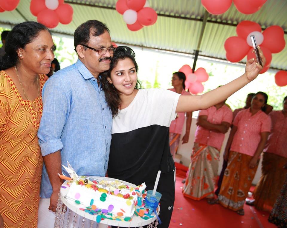 Amala Paul celebrated her father's birthday at Ayurjyothi Ayurveda? Hospital. Amala paul,Amala paul photos,Amala paul recent photos,Amala paul's father's birthday,Amala paul's father's birthday celebration