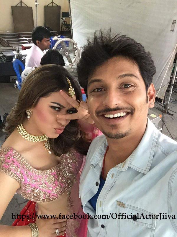 Jiiva and Hansika's next directed by Ramprakash Rayappa of Tamizhuku En Ondrai Azhuthavum is titled as 'Pokkiri Raja' Pokkiri Raja,Jiiva and Hansika,Jiiva,Hansika,Pokkiri Raja movie stills,Pokkiri Raja on the sets,Pokkiri Raja movie images,Pokkiri Raja movie pictures,Pokkiri Raja movie photos