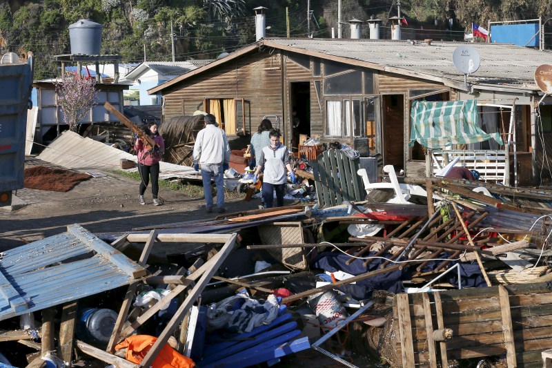 A magnitude 8.3 earthquake in central Chile killed 11 people and slammed powerful waves into coastal towns, forcing more than a million people from their homes. Chile Rocked by Earthquake,Earthquake,Chile Earthquake,Earthquake in Chile,8.3 earthquake,8.3 magnitude earthquake