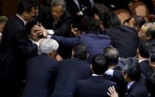 Here are some Pictures of World Leaders Getting in Fights.