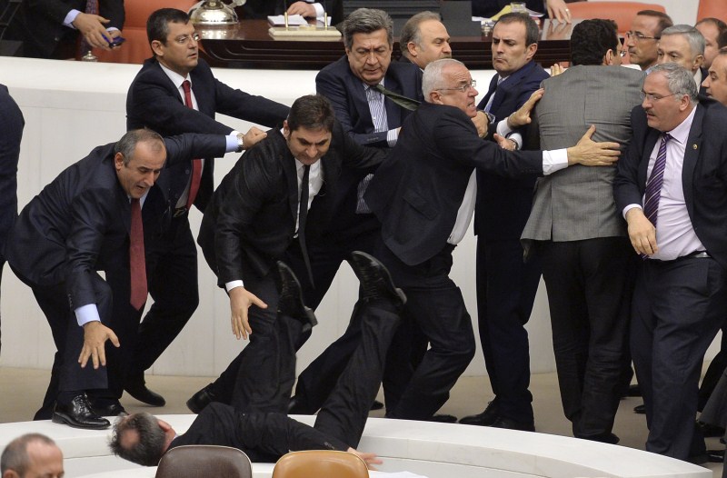 Here are some Pictures of World Leaders Getting in Fights. World Leaders Getting in Fights,Leaders Getting in Fights,When Politicians Fight,Politicians Fight,funny Politicians Fight,Top 10 Politicians Fighting