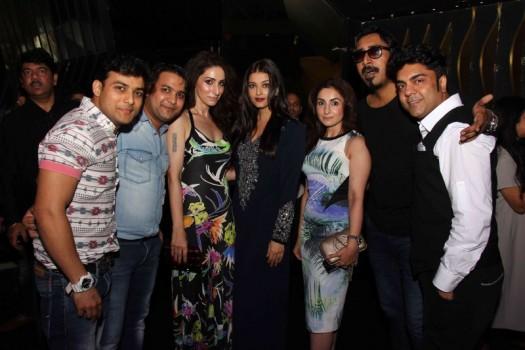 Bollywood Actress Aishwarya Rai Bachchan has completed the shooting of her comeback movie Jazbaa and was seen all excited at the wrap party of the film.