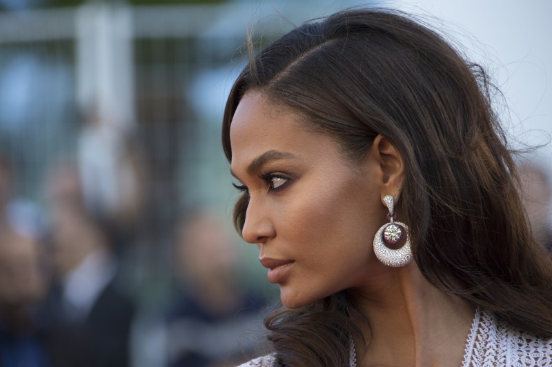 Here are top 10 fashion's richest catwalk queens, as per the latest rankings from Forbes. World's Highest Paid Models,Highest Paid Models,Highest Paid Models 2015,World's Highest Paid Models 2015,Kendall Jenner,Gisele Bundchen,Cara Delevingne,Adriana Lima,Doutzen Kroes,Natalia Vodianova,Miranda Kerr,Joan Smalls,Forbes