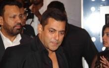 Bollywood Actor Salman Khan, Hrithik Roshan, Ranbir Kapoor, Deepika Padukone, Athiya Shetty, Tiger Shroff, Kriti Sanon, Amy Jackson and others attended the Suron Ke Rang red carpet event.