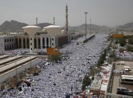 Hajj pilgrimage,Mecca's Grand Mosque,Mecca Mosque,bakrid,eid-al-adha,hajj,Mount Mercy,prayers in Arafat