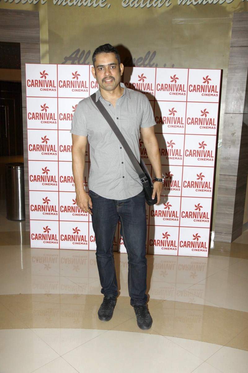 Madhur Bhandarkar, Rajesh Makhija and others attend Calendar Girls special screening. Madhur Bhandarkar,Rajesh Makhija,Calendar Girls special screening,Calendar Girls,bollywood movie Calendar Girls,Akanksha Puri,Avani Modi,Kyra Dutt,Ruhi Singh,Satarupa Pyne,Saurabh Saxena,Calendar Girls special screening pics,Calendar Girls special screeni