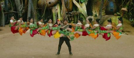 Vijay,Hansika Motwani,Vijay and Hansika Motwani,ilayathalapathy vijay,Puli,Puli movie stills,Puli movie pics,Puli movie images,Puli movie photos,vijay in puli movie,hansika motwani in puli movie