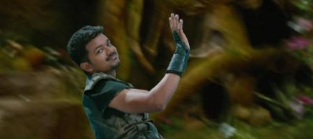 Vijay,Hansika Motwani,Vijay and Hansika Motwani,ilayathalapathy vijay,Puli,Puli movie stills,Puli movie pics,Puli movie images,Puli movie photos,vijay in puli movie,hansika motwani in puli movie