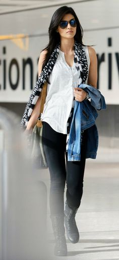 Kriti Sanon, Bollywood's most promising newbie has made a mark through her acting skills. The actress has made making appearances flaunting her many avatars. Kriti Sanon rocks,actress Kriti Sanon,Kriti Sanon rocks in different avatars,hot Kriti Sanon,Kriti Sanon photos,Kriti Sanon pictures,Kriti Sanon images,Kriti Sanon stills,Kriti Sanon in different avatars