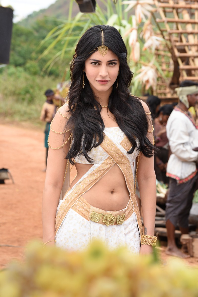 Vijay, Sudeep, Shruti Haasan, Hansika Motwani and Sri Devi's stills from Puli Movie. Vijay,Sudeep,Shruti Haasan,Hansika Motwani,Sridevi,sridevi kapoor,ilayathalapathy,ilayathalapathy vijay,Puli Movie Stills,Puli Movie pics,Puli Movie images,Puli Movie photos,Puli Movie stills,Puli Movie pictures