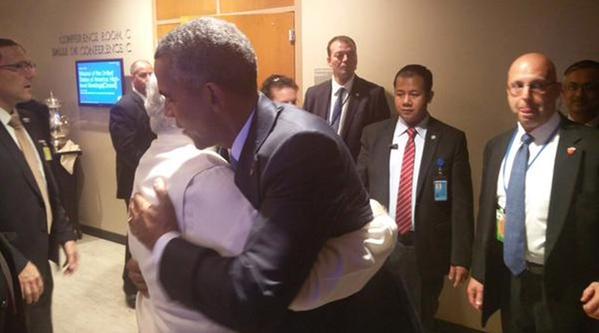 PM Narendra Modi on Monday met US President Barack Obama in New York and discussed a host of issues, including stepping up economic engagement and climate change, during their third meeting in about a year. PM Modi,PM Modi meets US President Barack Obama at UN,Modi meets Barack Obama,Barack Obama,Obama,US President Barack Obama