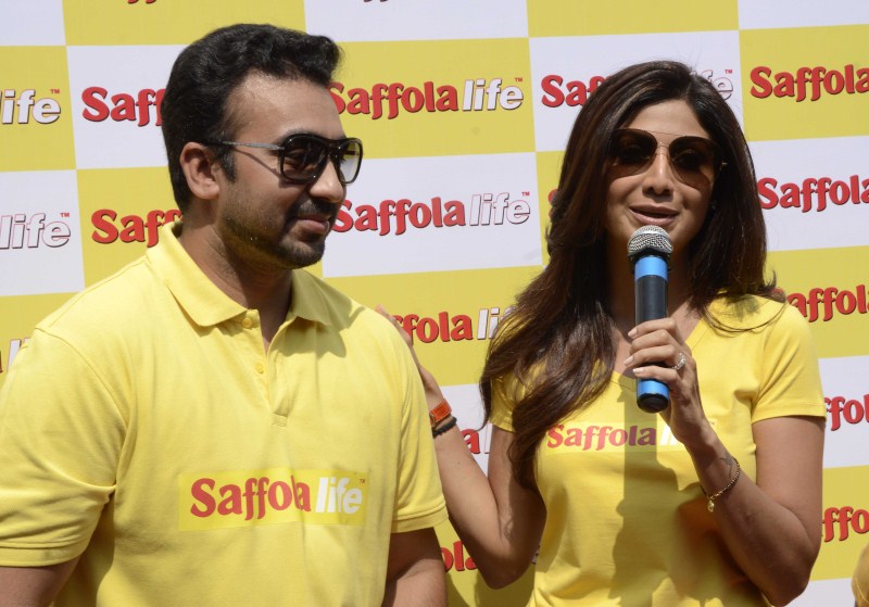 Bollywood actress Shilpa Shetty and Raj Kundra celebrated World Heart Day by participating in a unique kind of an event. Shilpa Shetty,Raj Kundra,World Heart Day,Shilpa Shetty and Raj Kundra,Shilpa Shetty and Raj Kundra celebrate World Heart Day
