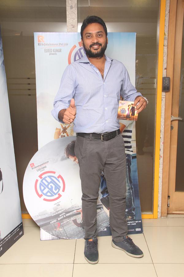 Tamil movie KO 2 Audio Launch event held at Hello FM in Chennai. Bobby Simha, Nikki Galrani, Director Sarath, Producer Elred Kumar and Music Director Leon James graced the event. KO 2 Audio Launch,KO 2,Bobby Simha,Nikki Galrani,Bobby Simha and Nikki Galrani,KO 2 Audio Launch pics,KO 2 Audio Launch images,KO 2 Audio Launch photos,KO 2 Audio Launch stills,KO 2 Audio Launch pictures,ko 2