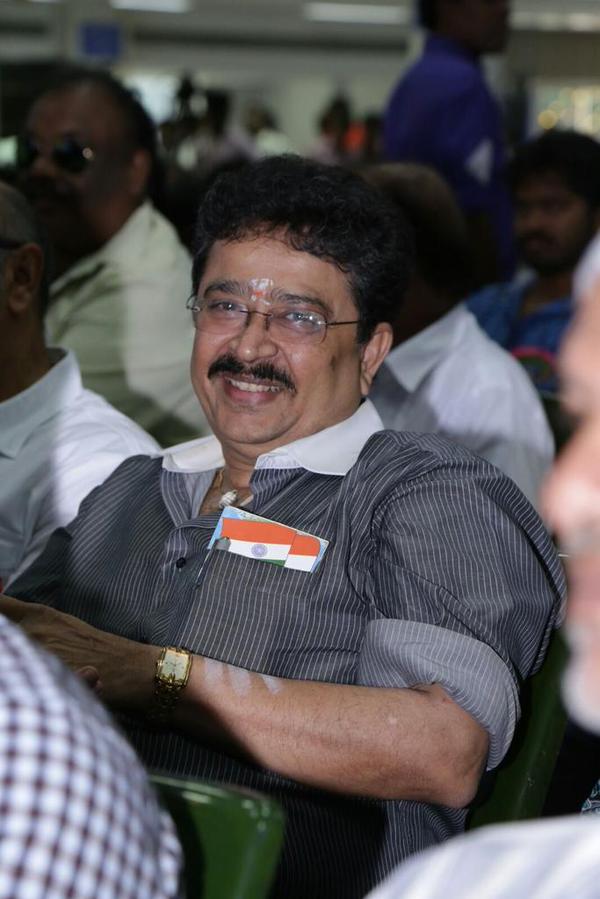South indian actor Vishal, Sathyaraj, Vadivelu, Santhanam and others attend Pandavar Ani press meet. Nadigar Sangam Election,Pandavar Ani press meet,Vishal,Sathyaraj,Vadivelu,Santhanam,Pandavar Ani,Vaibhav,Siddharth,vishnu,Rajesh,Vadivukarasi,Nivetha Thomas